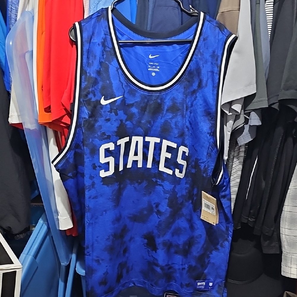 Nike Men's Size XXL Blue USA Basketball Jersey